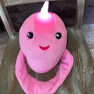 Fingerlings Hugs NARWHAL Interactive Pink Large Plush Light Up Horn Tested EUC